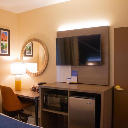 Comfort Inn & Suites Geneva- West Chicago Экстерьер фото