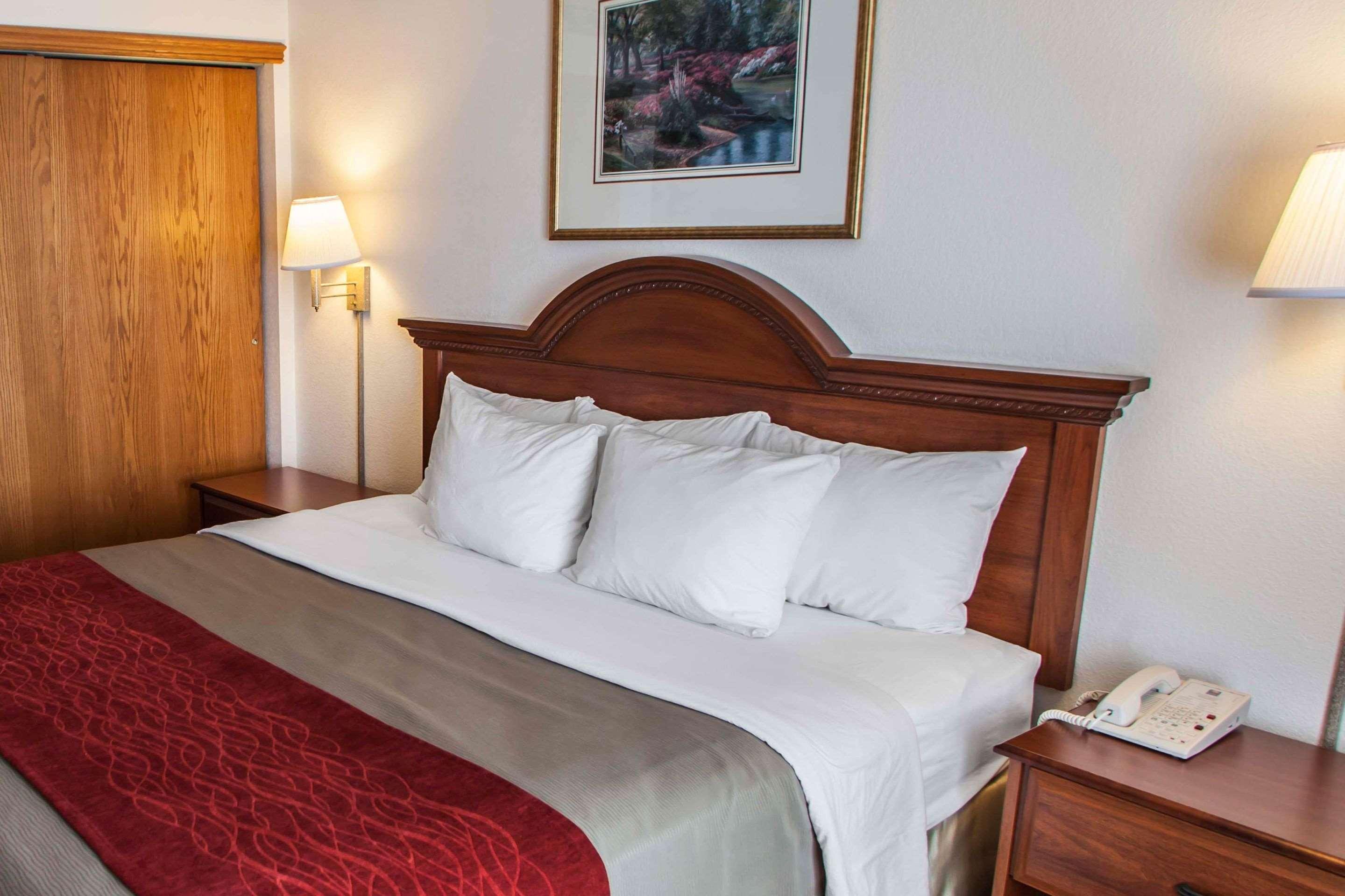 Comfort Inn & Suites Geneva- West Chicago Экстерьер фото