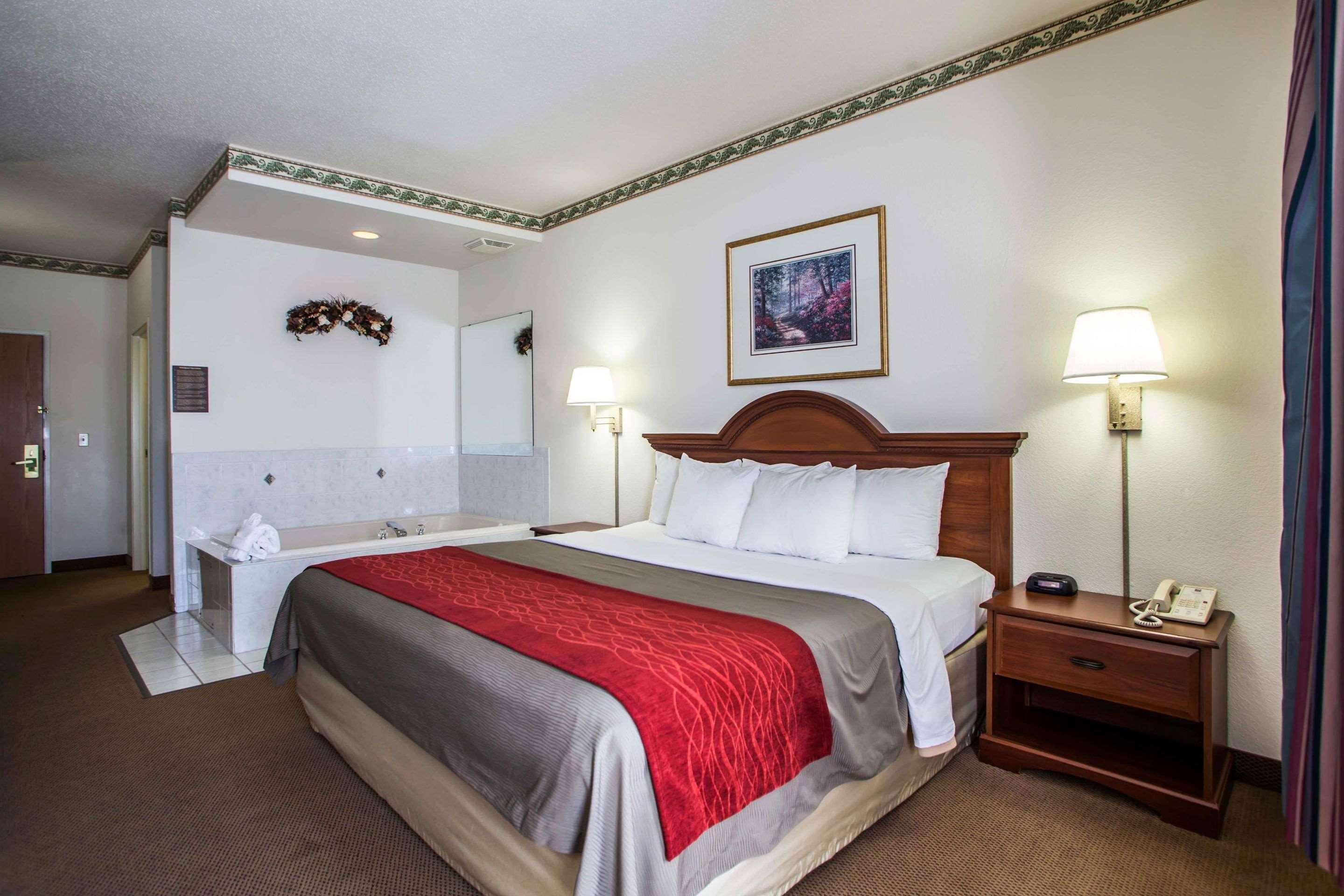 Comfort Inn & Suites Geneva- West Chicago Экстерьер фото