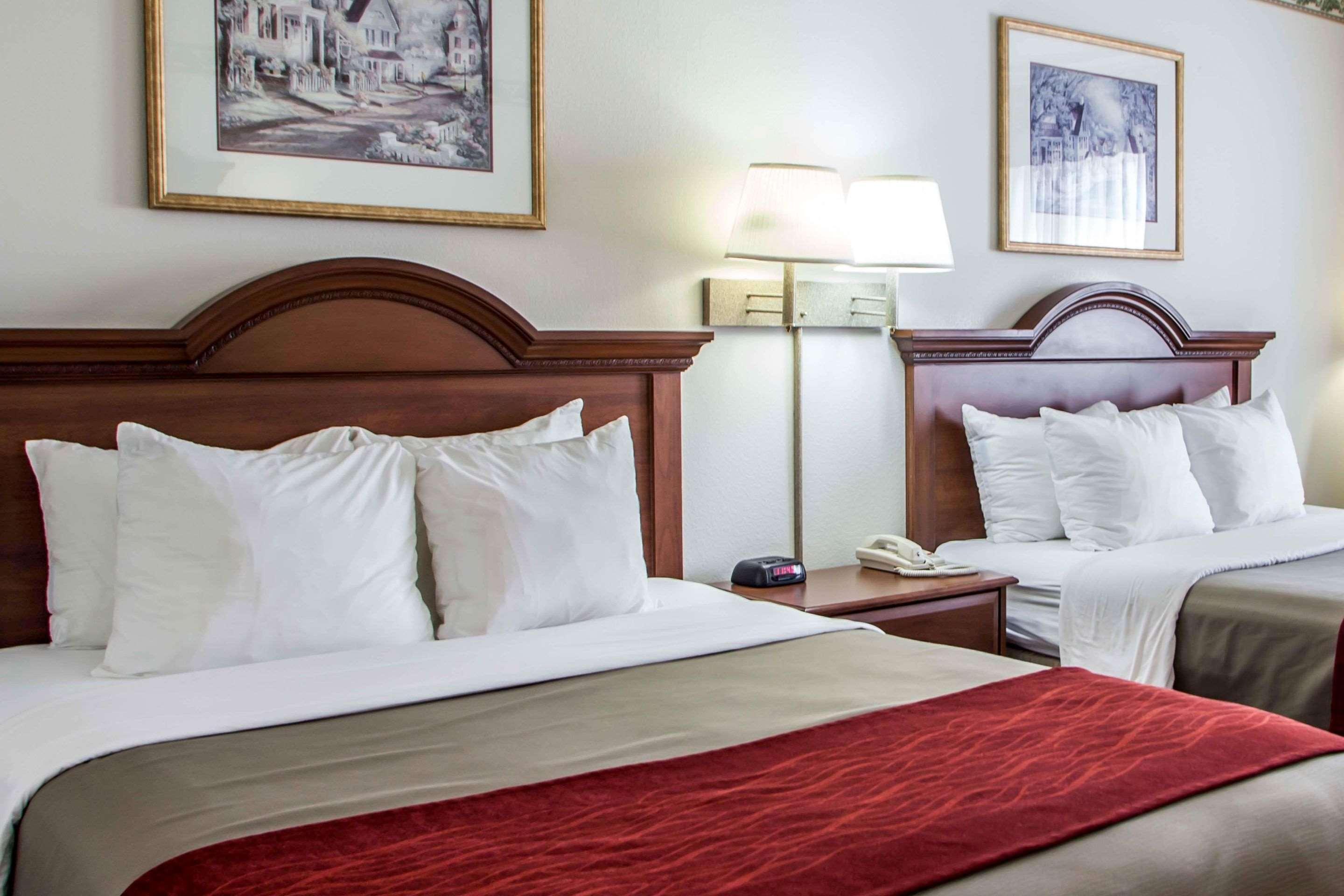 Comfort Inn & Suites Geneva- West Chicago Экстерьер фото