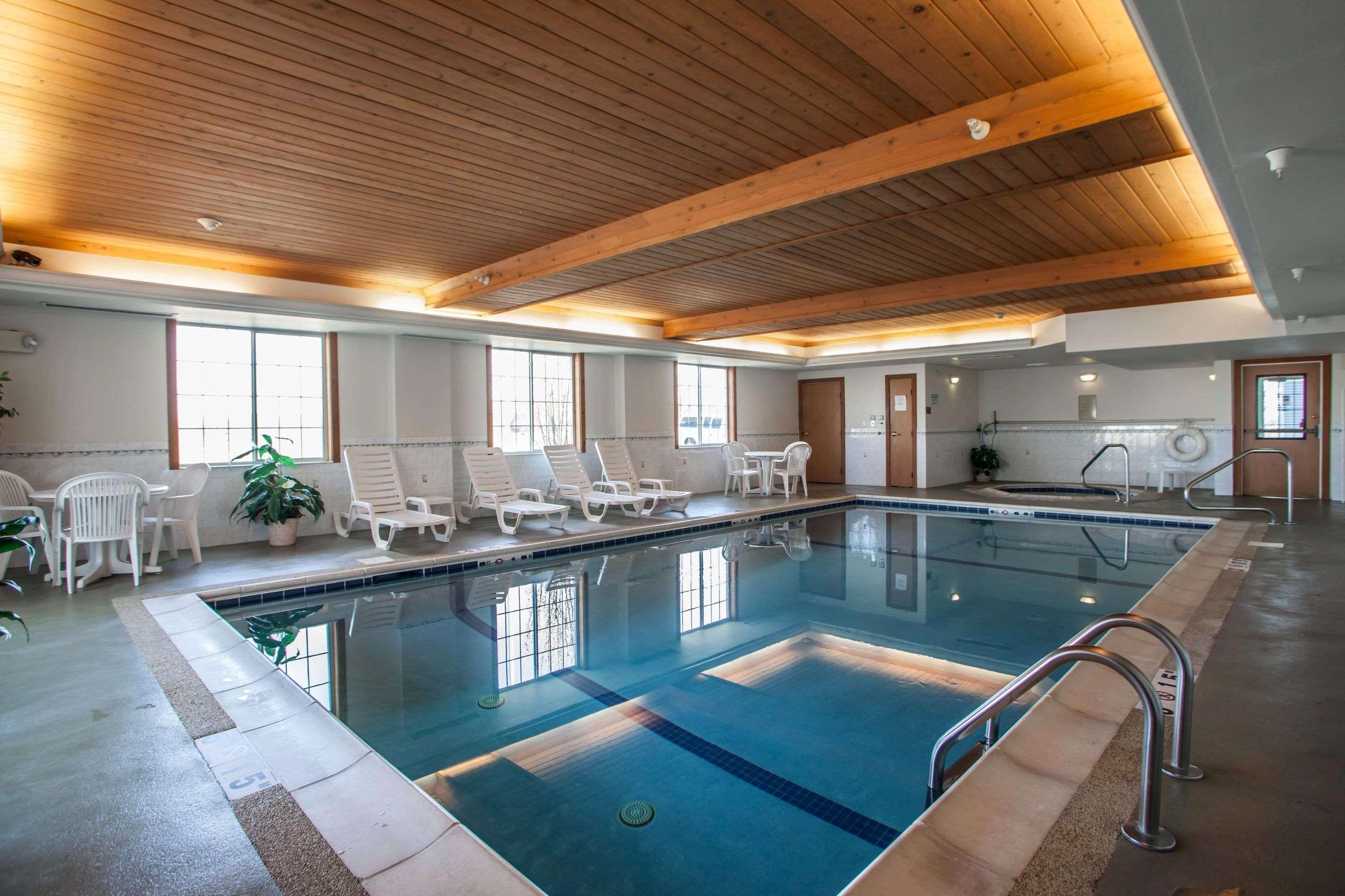 Comfort Inn & Suites Geneva- West Chicago Экстерьер фото