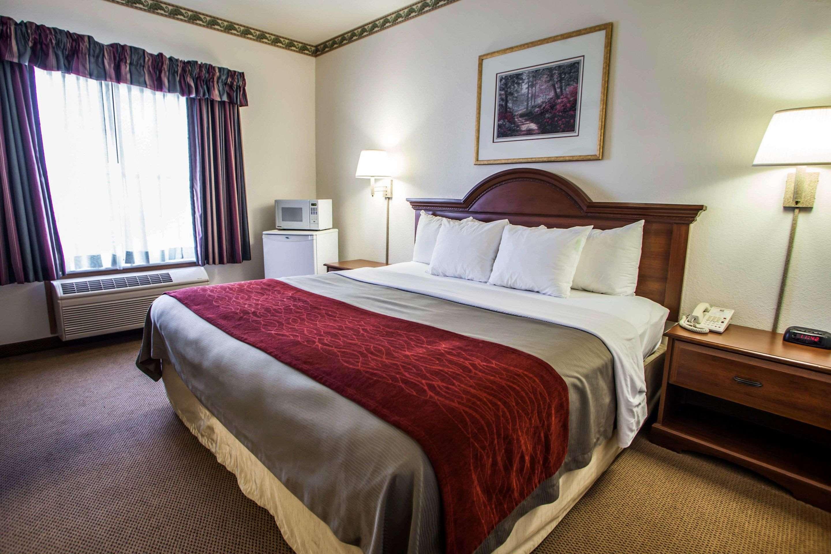 Comfort Inn & Suites Geneva- West Chicago Экстерьер фото