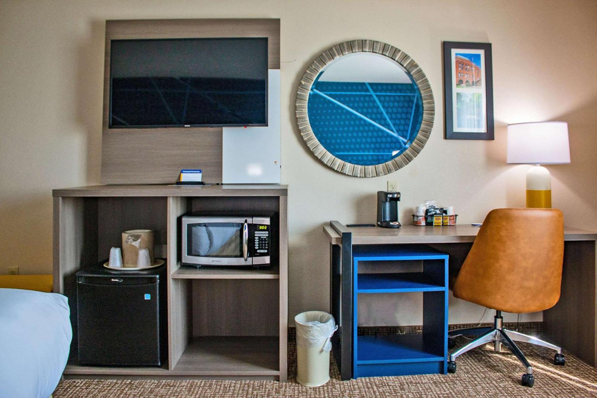 Comfort Inn & Suites Geneva- West Chicago Экстерьер фото